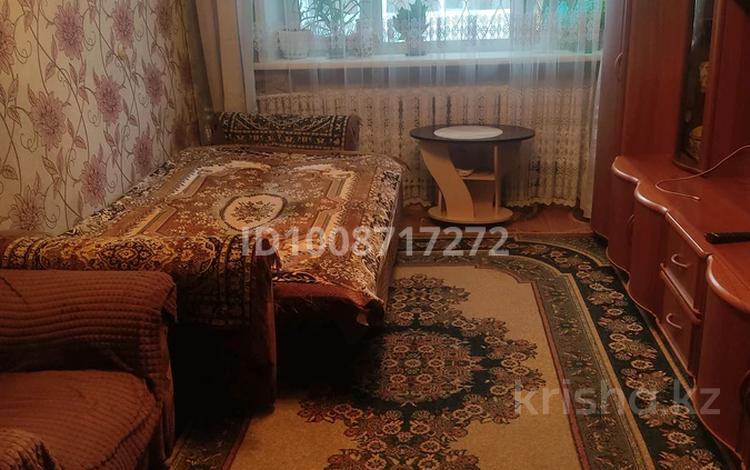 2-комнатная квартира · 41 м² · 1/5 этаж, 6й микрорайон, 6й микрорайон 5 за 16.8 млн ₸ в Караганде, Казыбек би р-н — фото 2