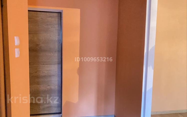 1-бөлмелі пәтер · 34 м² · 1/9 қабат, Строитель ш/а. 34 — Супермаркет Арман, бағасы: 14 млн ₸ в Уральске, мкр Строитель — фото 2