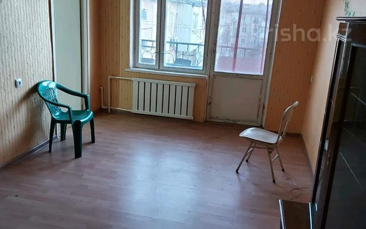 2-комнатная квартира, 43 м², 5/5 этаж помесячно, 3микр 38