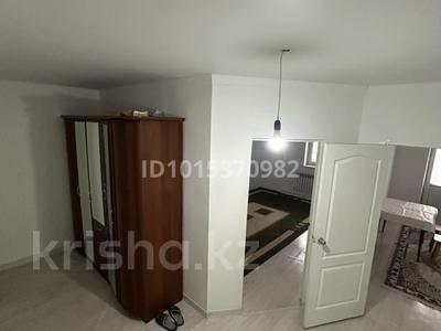 1-комнатная квартира · 50 м² · 2/5 этаж, мкр. Алтын орда 17а к1 — Возле теннисного корпа за 130 000 ₸ в Актобе