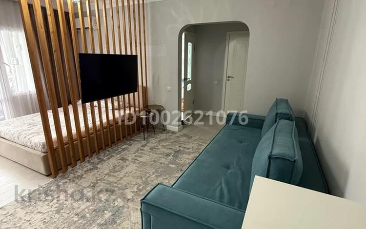 1-комнатная квартира · 40 м² · 4/5 этаж, мкр Акжар, ул. Даулеткерея 166 за 25 млн ₸ в Алматы, Наурызбайский р-н — фото 2