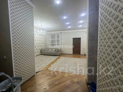 4-бөлмелі пәтер · 250 м², мкр "Шыгыс 2" 224/30, бағасы: 45 млн ₸ в Актау, мкр "Шыгыс 2"