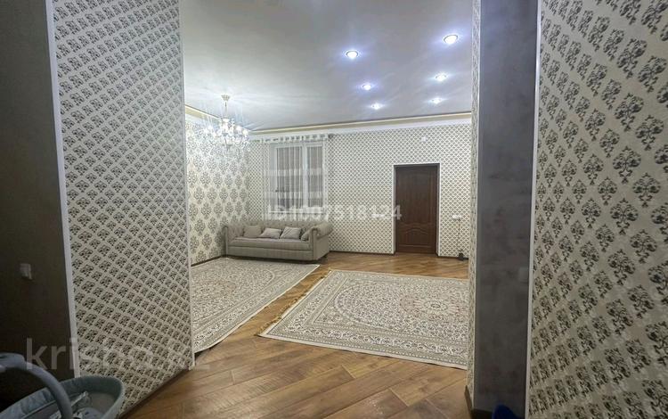 4-бөлмелі пәтер · 250 м², мкр "Шыгыс 2" 224/30, бағасы: 45 млн ₸ в Актау, мкр "Шыгыс 2" — фото 2