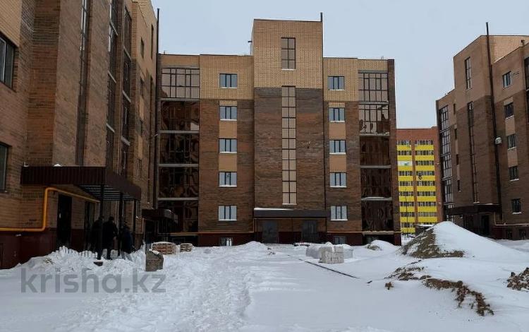 1-бөлмелі пәтер · 65.6 м² · 1/5 қабат, Алтын орда ш/а., бағасы: 16.5 млн ₸ в Актобе, мкр. Алтын орда — фото 2