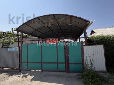 Отдельный дом · 6 комнат · 200 м² · 7 сот., Абая 103/б — Возле школы Сатбаев за 17 млн ₸ в Атакенте