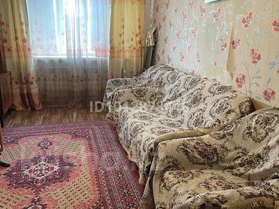 3-комнатная квартира · 64 м² · 5/5 этаж, Майкудук, 14й микрорайон 20 за 10 млн ₸ в Караганде, Алихана Бокейханова р-н