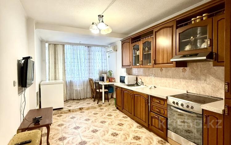 4-комнатная квартира · 120 м² · 3/10 этаж, мкр «Самал» 1–10 за 51 млн 〒 в Астане, Сарыарка р-н — фото 2