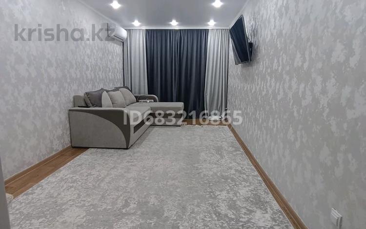 3-комнатная квартира · 68 м² · 1/9 этаж, 10 микрорайон 18 дом за 27 млн 〒 в Аксае — фото 13