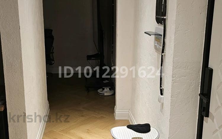 2-бөлмелі пәтер · 66 м² · 6/9 қабат, мкр Север , Байтерекова 2б, бағасы: 45 млн ₸ в Шымкенте, Аль-Фарабийский р-н — фото 2