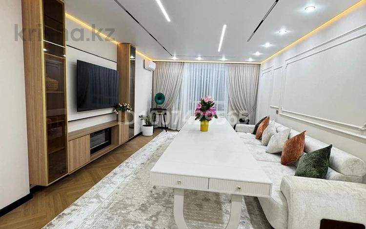 3-комнатная квартира · 118 м² · 7/11 этаж, Ораз Жандосов көшесі, 94а блок 43 44 за 98 млн ₸ в Алматы, Бостандыкский р-н — фото 2