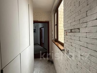 5-бөлмелі пәтер · 105 м² · 2/5 қабат, 13-й мкр 36, бағасы: 26 млн ₸ в Актау