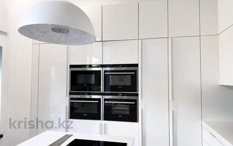 Отдельный дом · 7 комнат · 400 м² · 35 сот., мкр Мирас, Улица Ушконыр 10 за ~ 1.3 млрд ₸ в Алматы, Бостандыкский р-н — фото 2