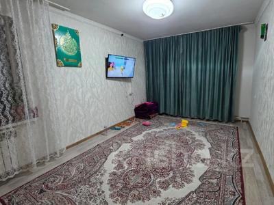 2-бөлмелі пәтер · 43 м² · 4/4 қабат, Айнабұлақ-2 ш/а., бағасы: 25.9 млн ₸ в Алматы, Жетысуский р-н