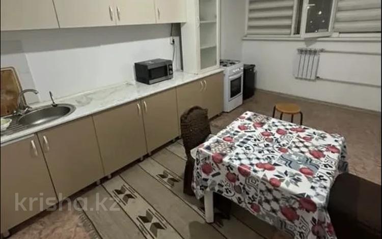 2-бөлмелі пәтер · 60 м² · 3 қабат, 19А мкр 20, бағасы: 150 000 ₸ в Актау — фото 2