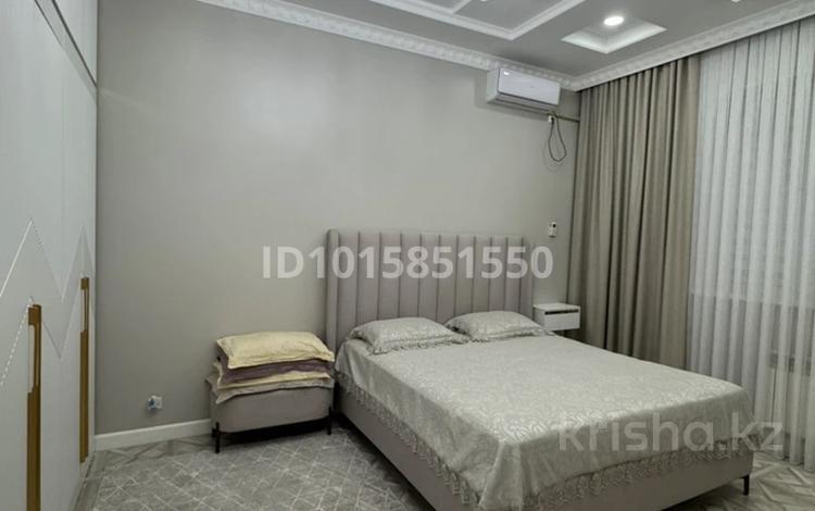 5-комнатная квартира · 181 м² · 2/6 этаж, 31-й мкр, 31 мкрн 13 за 75 млн ₸ в Актау — фото 2