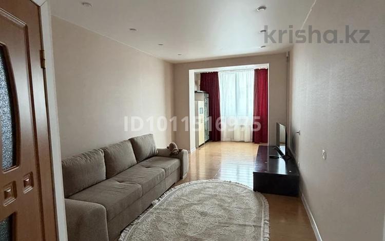 2-комнатная квартира · 57 м² · 4/5 этаж, 12-й мкр 25 за 180 000 ₸ в Актау — фото 2