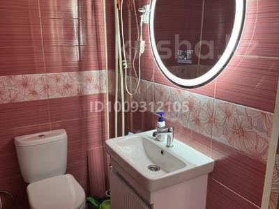 4-бөлмелі пәтер · 111 м² · 4/5 қабат, 15-й мкр 64, бағасы: 45 млн ₸ в Актау