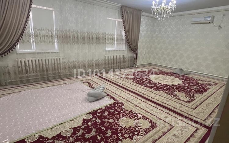 Отдельный дом · 4 комнаты · 240 м² · 50 сот., Рахат-1. Саяжай(1-ші) көше 70 үй за 25 млн ₸ в Жанаозен — фото 2