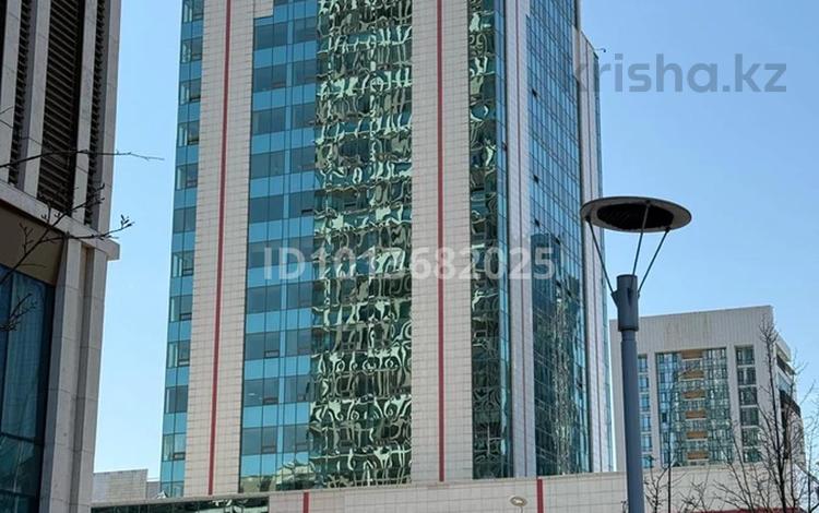 Офисы · 95.8 м² за 120 млн ₸ в Астане, Есильский р-н — фото 2