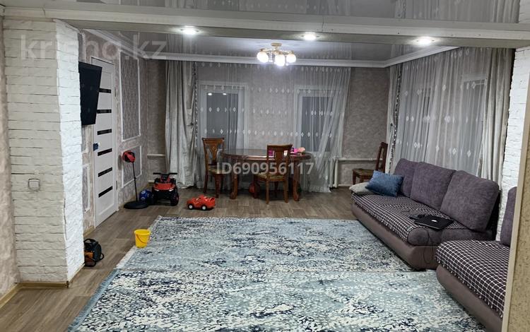 Жеке үй · 6 бөлме · 2000 м² · 7 жүзд., Найманбаева 66 — Пересечение Тукая, бағасы: 60 млн ₸ в Семее — фото 9