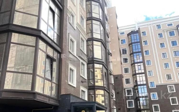 2-бөлмелі пәтер · 71.3 м² · 3/9 қабат, Алии Молдагуловой, бағасы: 41.8 млн ₸ в Уральске — фото 2