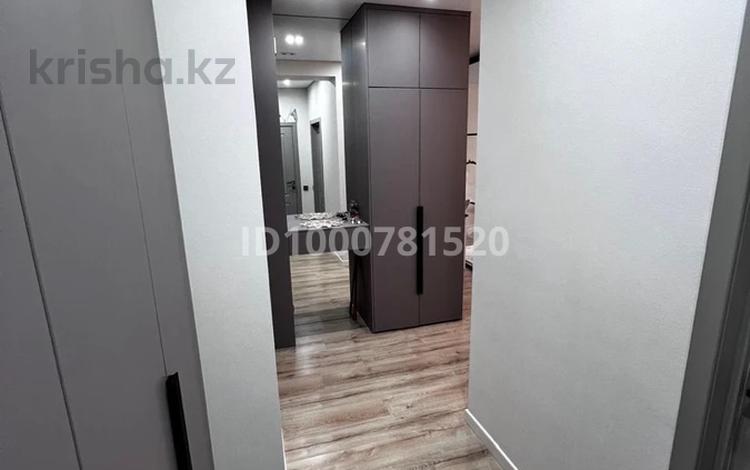 1-бөлмелі пәтер · 64 м² · 5/9 қабат, Алтын орда ш/а., бағасы: 27 млн ₸ в Актобе, мкр. Алтын орда — фото 5