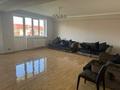 3-бөлмелі пәтер · 120 м² · 5/5 қабат, мкр Думан-2 6, бағасы: 400 000 ₸ в Алматы, Медеуский р-н