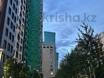 2-комнатная квартира · 71 м² · 10/19 этаж, Достык 8/4 — Керуена, Байтерека в золотом квадрате левого берега за 50 млн 〒 в Астане, Есильский р-н
