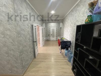 Пәтерлер в Астане: 3-бөлмелі пәтер · 110 м² · 6/7 қабат · ай сайын, Кабанбай батыра 75а — Кабанбай, бағасы: 350 000 〒 3-бөлмелі пәтер · 110 м² · 6/7 қабат · ай сайын, Кабанбай батыра 75а — Кабанбай, бағасы: 350 000 〒 в Астане, Есильский р-н