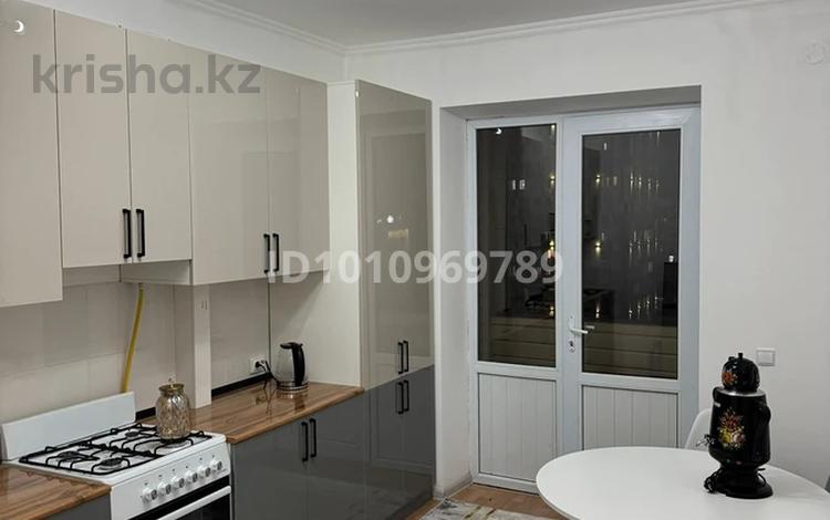 1-комнатная квартира · 48 м² · 7/7 этаж, 11 улица 18/1 — Ресторан Балкон за 12 000 ₸ в Туркестане — фото 2