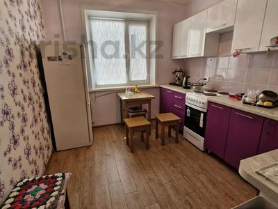 2-комнатная квартира · 52 м² · 4/6 этаж, Бухар Жирау 278А — Сад 7 за 12.3 млн 〒 в Экибастузе