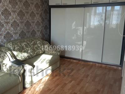 1-комнатная квартира · 32 м² · 5/5 этаж, 14микрорайон 6 — Поликлиника N9, 32 школа, геологоразведочный колледж за 10.5 млн 〒 в Семее