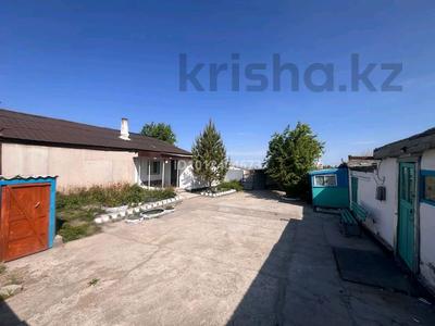 Часть дома · 3 комнаты · 80 м² · 10 сот., А. Молдагулова 5 — В близи райцентра в селе Жаңаөзен (бывшая Новоречка) продается дом за 12 млн ₸ в Калбатау