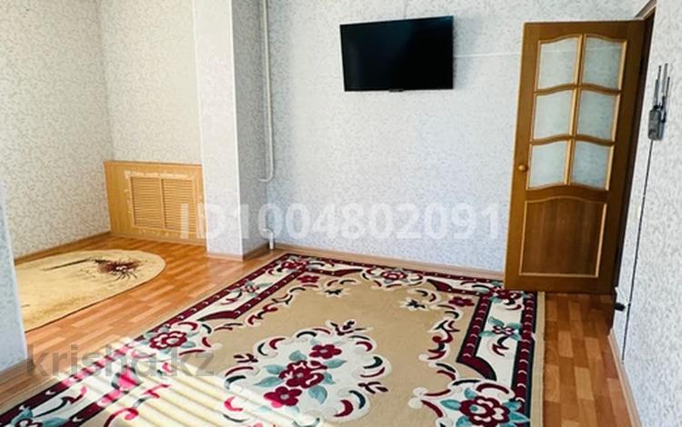 2-комнатная квартира · 52 м² · 3/5 этаж, 11-й мкр 16 за 150 000 ₸ в Актау — фото 2