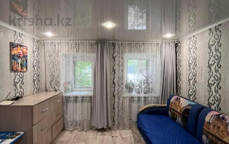 Отдельный дом · 2 комнаты · 60.5 м² · 1.2 сот., Хиуаз Доспановой 13 за ~ 8.3 млн ₸ в Уральске — фото 2