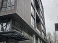 Еркін, кеңселер, дүкендер мен бутиктер, қоймалар, жқб, автосервистер мен көлік жуу, қоғамдық тамақтану орны, сұлулық салондары, ауыл шаруашылығы, монша, қонақ үй және демалыс орындары, фитнес және спорт, медорталықтар мен дәріханалар, білім орталықтары, ойын-сауық, конференц-залдар, кабинеттер және жұмыс орындары, студиялар · 3600 м², бағасы: 33 млн ₸ в Алматы, Алмалинский р-н — фото 2