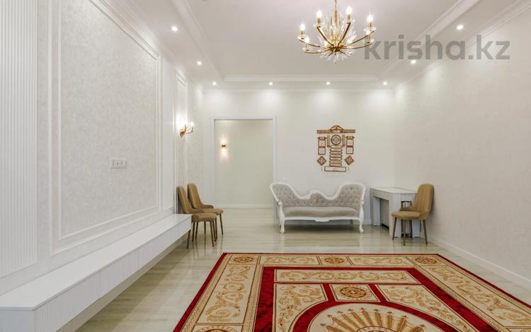 4-комнатная квартира · 130.8 м² · 14/14 этаж, Кайым Мухамедханова 5 за 99 млн ₸ в Астане, Нура р-н — фото 3