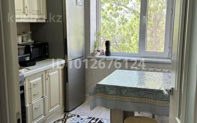 5-бөлмелі пәтер · 100 м² · 3/9 қабат, Кунанбай 12, бағасы: 38 млн ₸ в Семее — фото 2