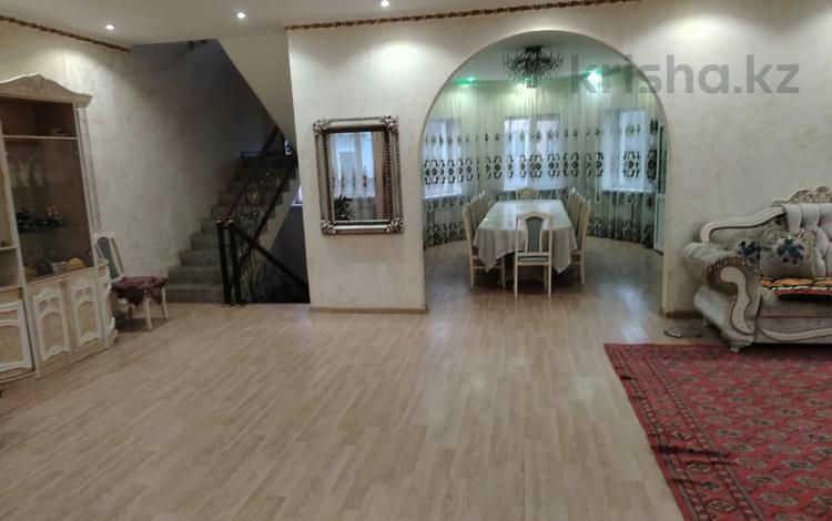 Часть дома · 3 комнаты · 195 м², Жунисова 133/101 за 500 000 〒 в Алматы, Наурызбайский р-н — фото 2