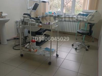Медорталықтар мен дәріханалар · 39 м², бағасы: 32 млн ₸ в Семее