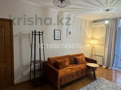 2-комнатная квартира · 50 м² · 3/4 этаж, Проспект Абылай хана — Абылай хана Кабанбай батыра за 450 000 ₸ в Алматы, Алмалинский р-н