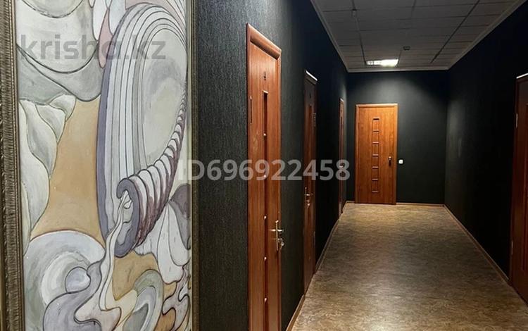 1 бөлме · 198 м² · 2 қабат, 312 стрелковой дивизии 38И, бағасы: 65 000 ₸ в Актобе — фото 3