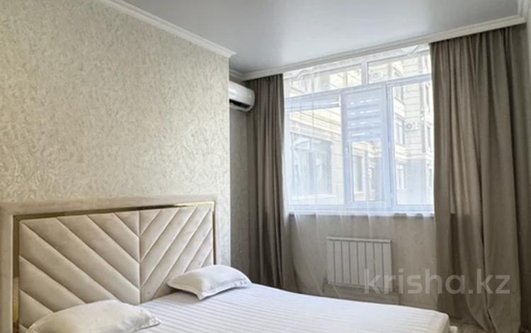 1-бөлмелі пәтер · 42 м² · 4/11 қабат, 16-ш/а. 44, бағасы: 11 000 ₸ в Актау, 16-й мкр  — фото 18