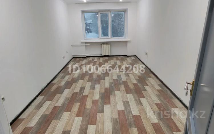 1 комната · 18 м² · 3 этаж, Проспект Ауэзова 14/1 за 4 800 ₸ в Усть-Каменогорске, Ульбинский — фото 9