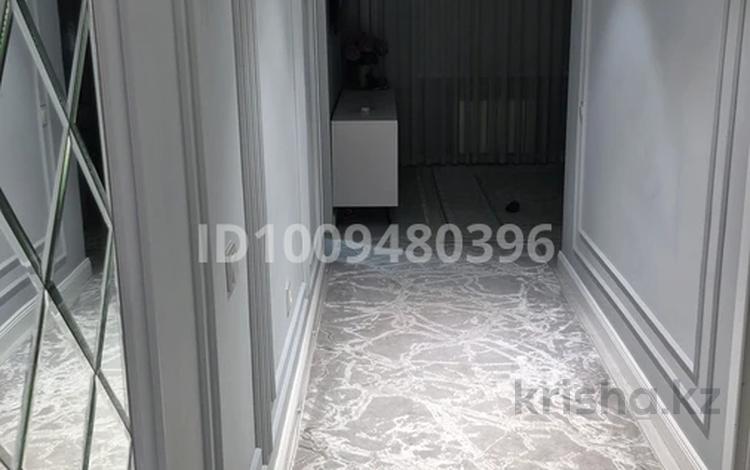 3-комнатная квартира · 56 м² · 1/5 этаж, мкр Аксай-3 15 за 45 млн 〒 в Алматы, Ауэзовский р-н — фото 2