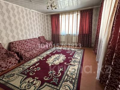 Жеке үй · 6 бөлме · 150 м² · 10 жүзд., Самал-1 ш/а, Тайманова 16 — Жол бойында 6 бөлме 2 кухня тапчан сарай есік алды кен мектеп садик бар, бағасы: 250 000 ₸ в Шымкенте, Абайский р-н