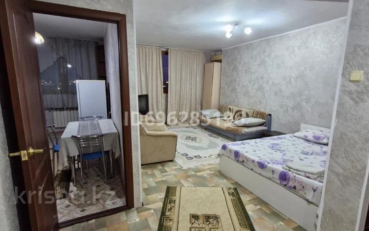 1-комнатная квартира · 40 м² · 9 этаж, мкр 5 5А — Алия Молдагулова за 10 000 〒 в Актобе — фото 6