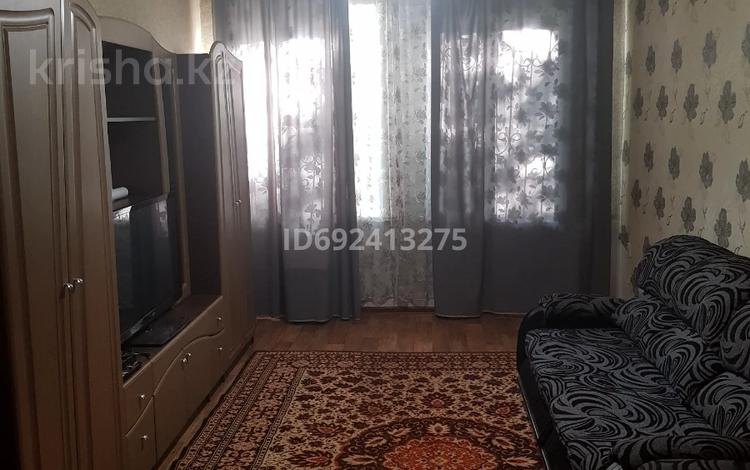 2-бөлмелі пәтер, 45 м², 1/2 қабат ай сайын, Габдуллина 69, бағасы: 230 000 〒 в Алматы, Бостандыкский р-н — фото 2