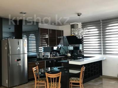 4-бөлмелі пәтер · 185.9 м², Есенберлина 155, бағасы: 215 млн ₸ в Алматы, Медеуский р-н