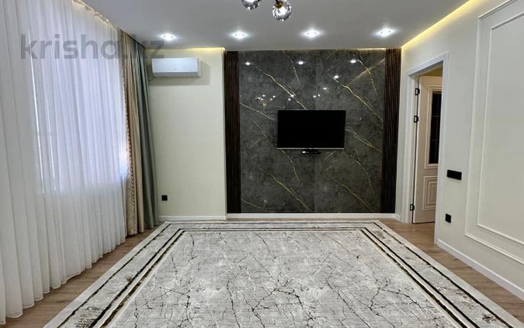 4-бөлмелі пәтер · 117 м² · 2/9 қабат, мкр Центральный, Абая 26, 26/1, 26/2, 26/3, бағасы: 55 млн ₸ в Атырау — фото 15